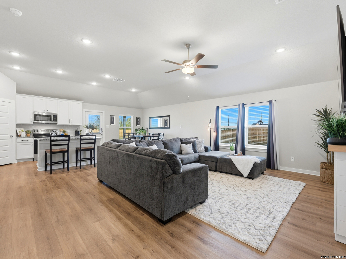 12407 Autumn Way Atascosa TX 78002