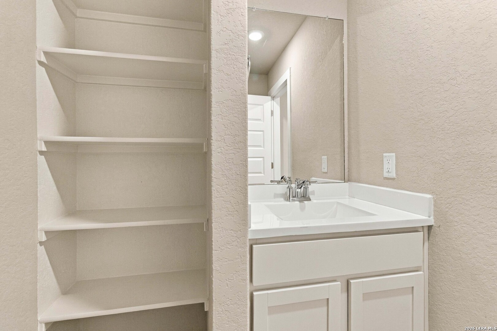 3163 Iron Canyon Bulverde TX 78163