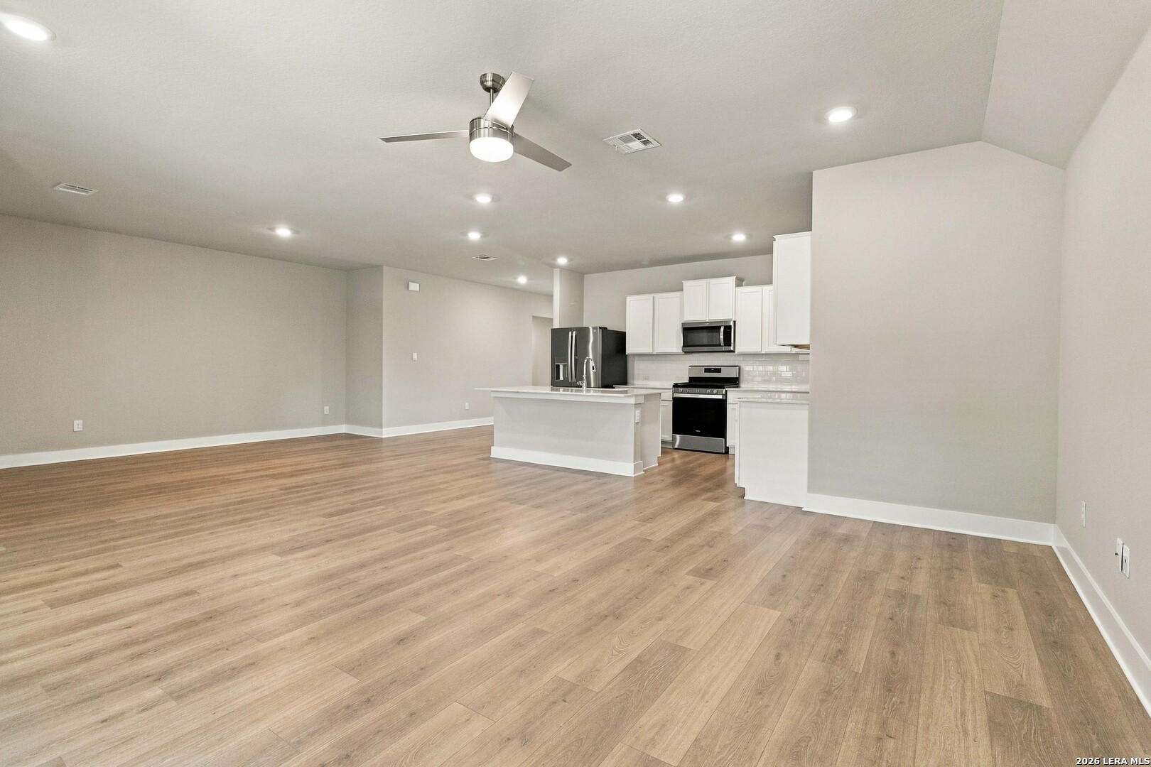 3163 Iron Canyon Bulverde TX 78163