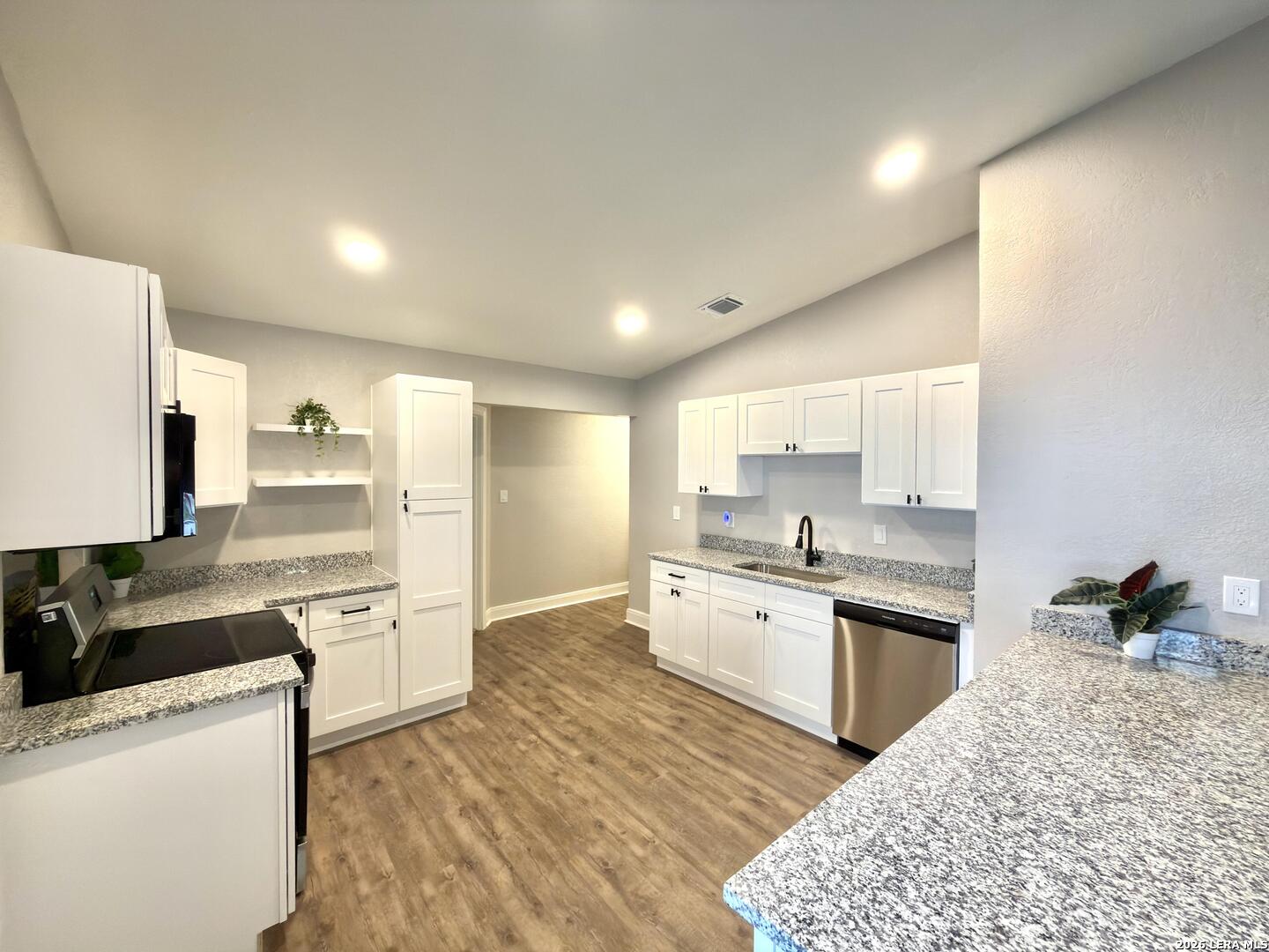 10022 Amber Field San Antonio TX 78245