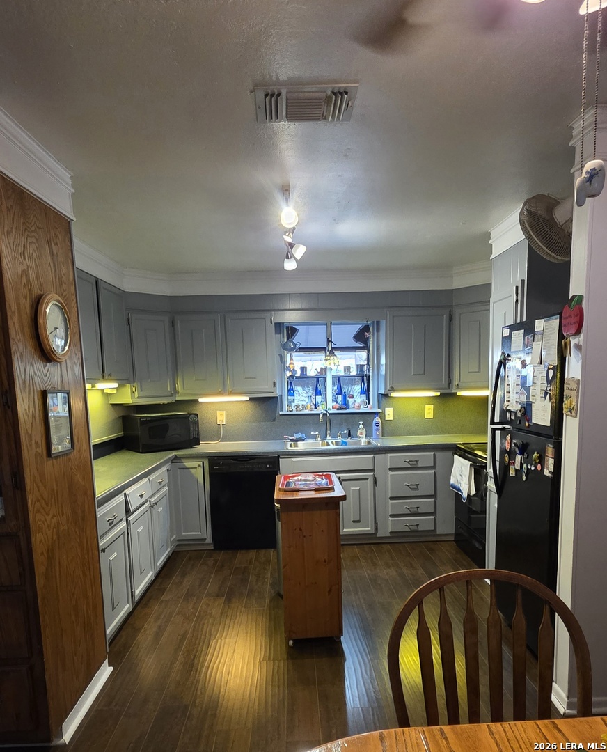 4029 County Road 117 Floresville TX 78114