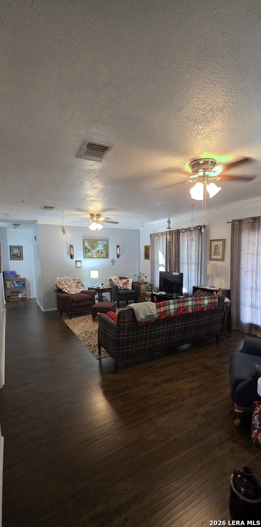 4029 County Road 117 Floresville TX 78114