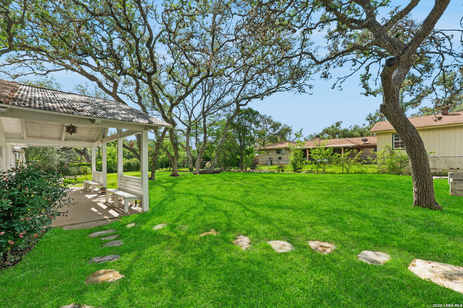 112 Grand Oak Hollywood Park TX 78232