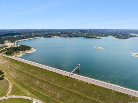 1520 Rocky River Canyon Lake TX 78133