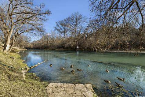 1520 Rocky River Canyon Lake TX 78133