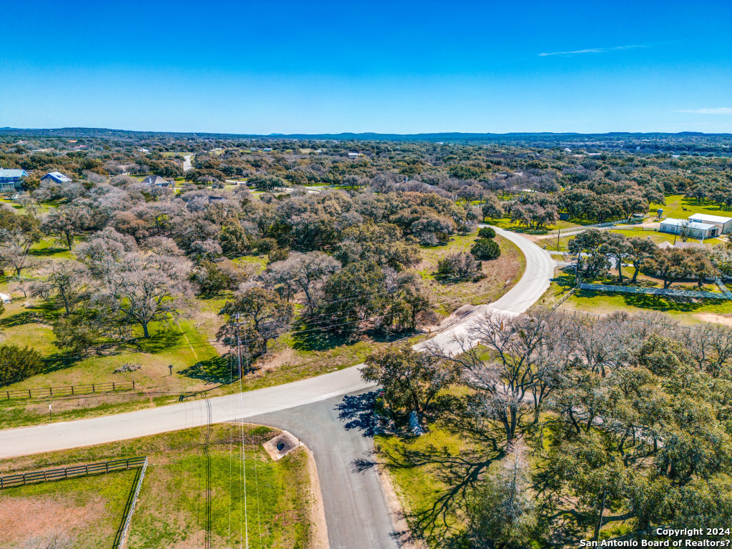 7911 Silver Spur Trail Boerne TX 78015