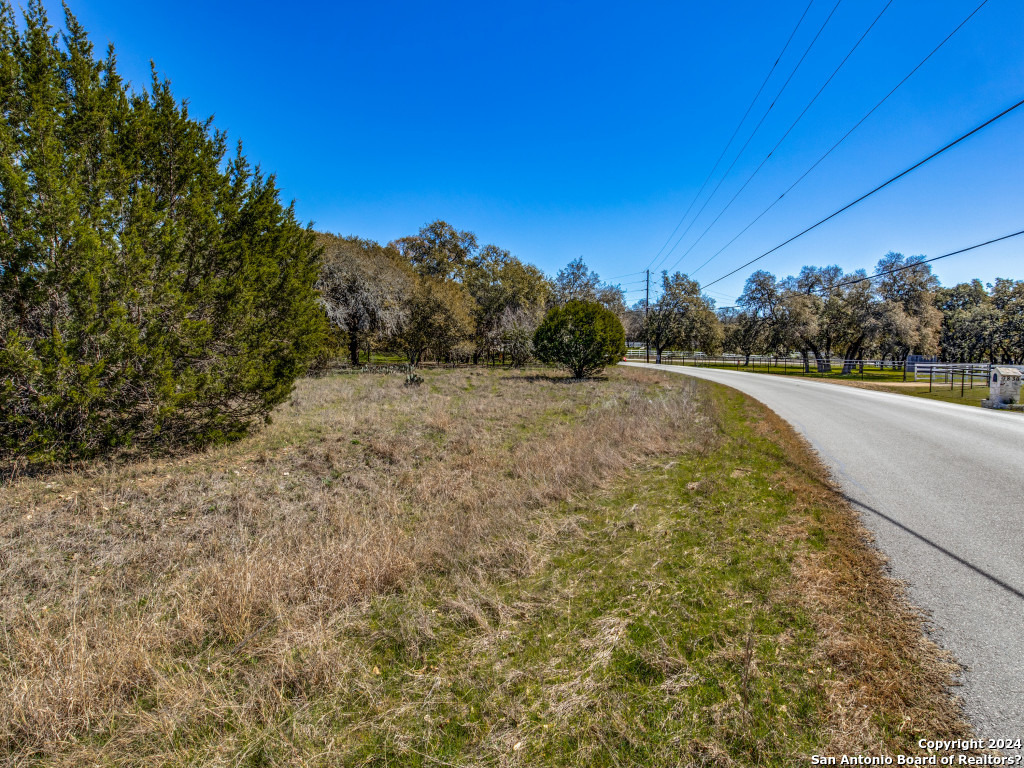 7911 Silver Spur Trail Boerne TX 78015