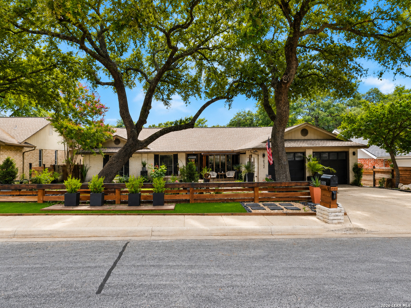 2522 Crow Valley San Antonio TX 78232