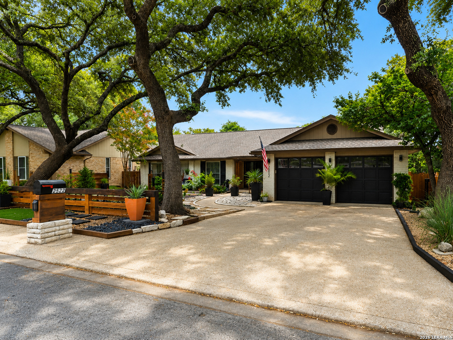 2522 Crow Valley San Antonio TX 78232