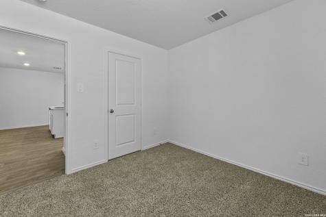 16059 Mahogany Way Elmendorf TX 78112