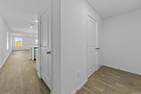16059 Mahogany Way Elmendorf TX 78112