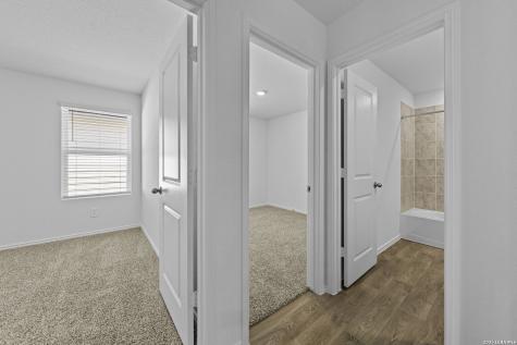 16059 Mahogany Way Elmendorf TX 78112