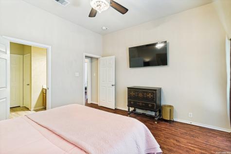 6816 Terra Rye San Antonio TX 78240