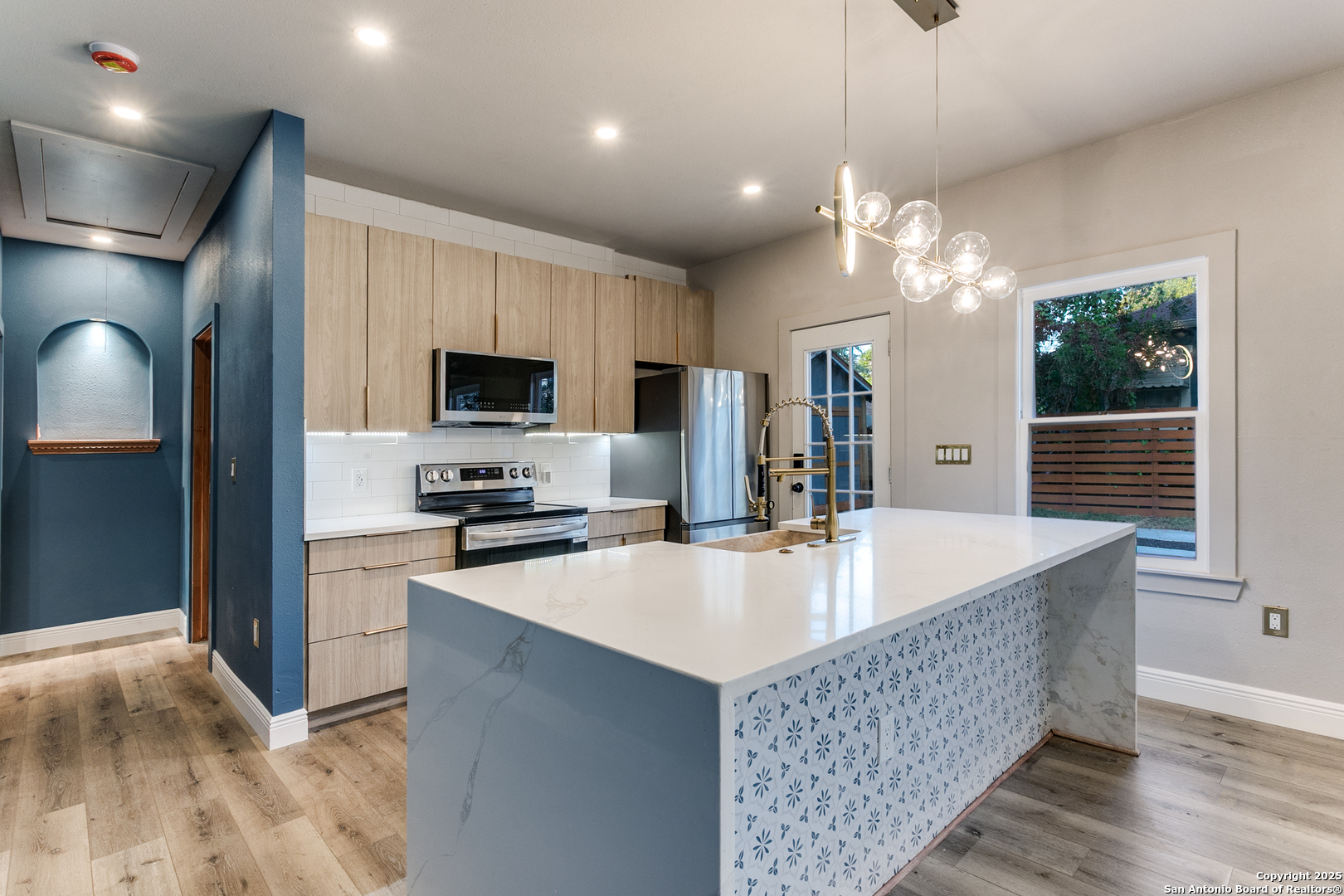 915 Mason San Antonio TX 78208