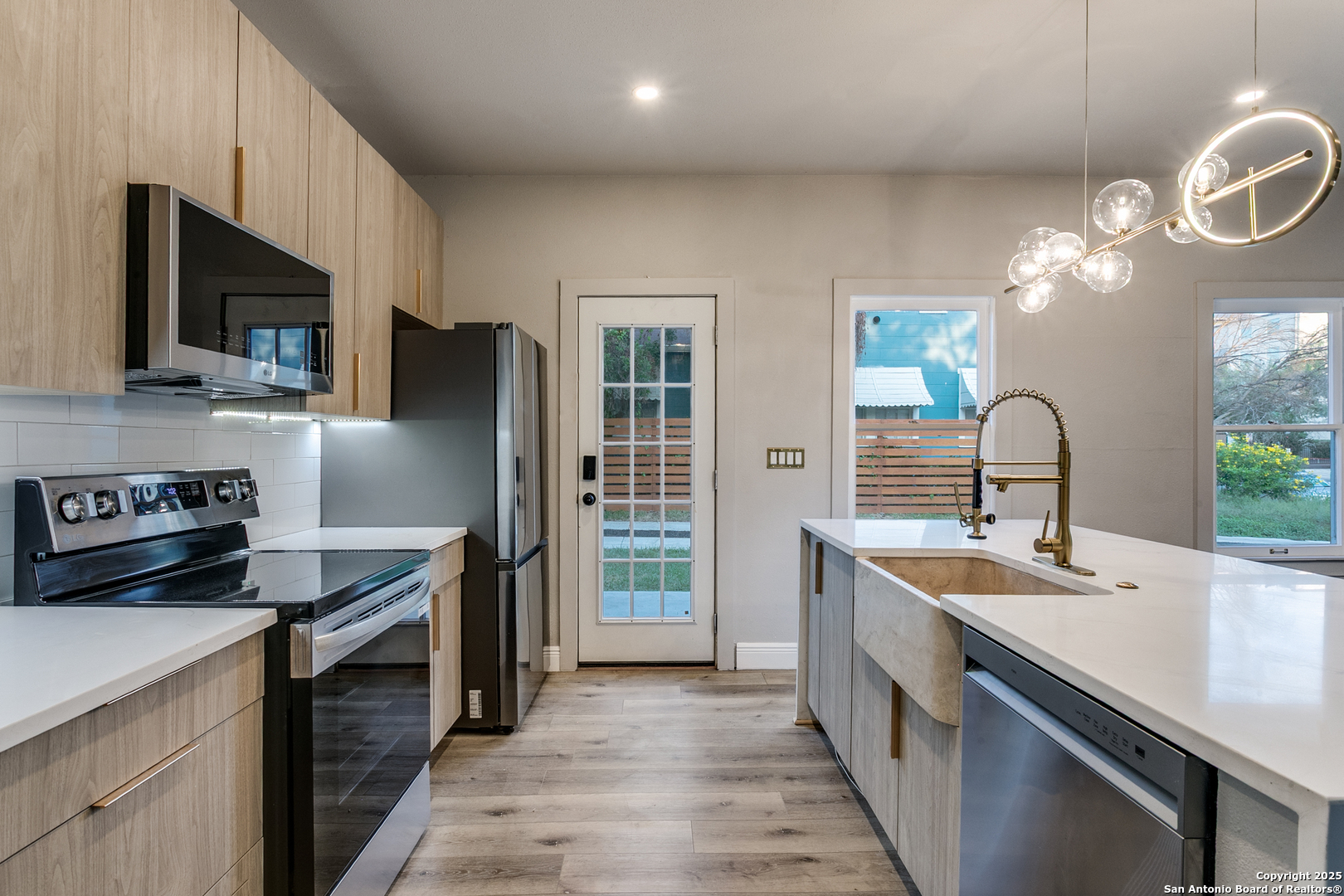 915 Mason San Antonio TX 78208