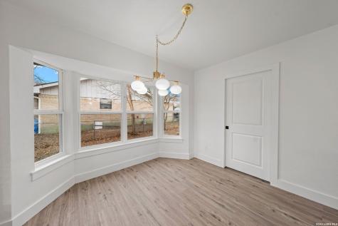 2311 Trails End Kerrville TX 78028
