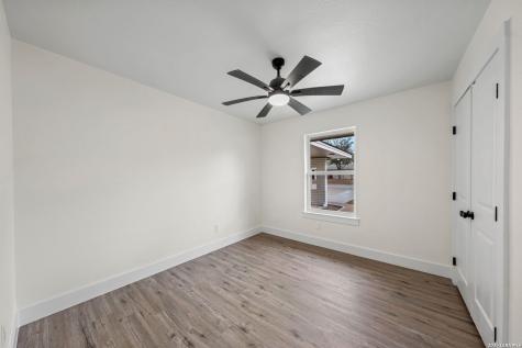 2311 Trails End Kerrville TX 78028