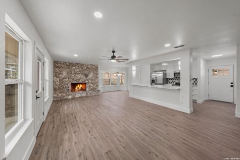2311 Trails End Kerrville TX 78028