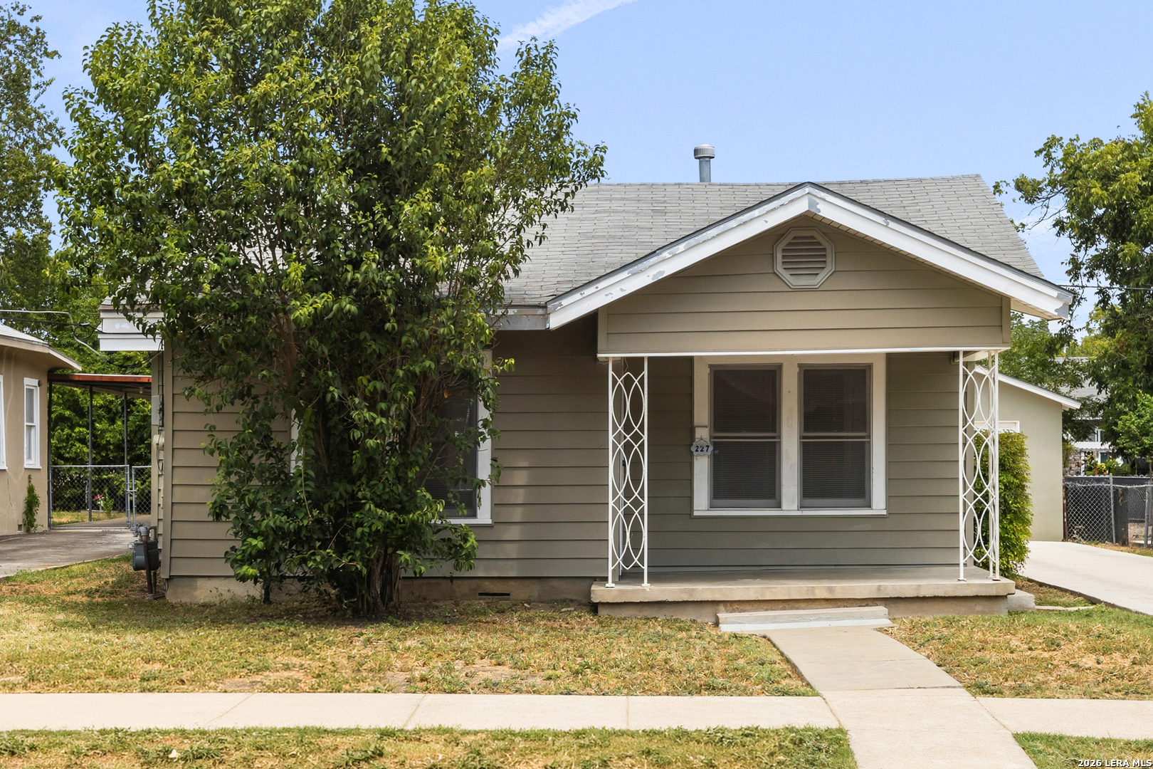 227 Linares Street San Antonio TX 78225