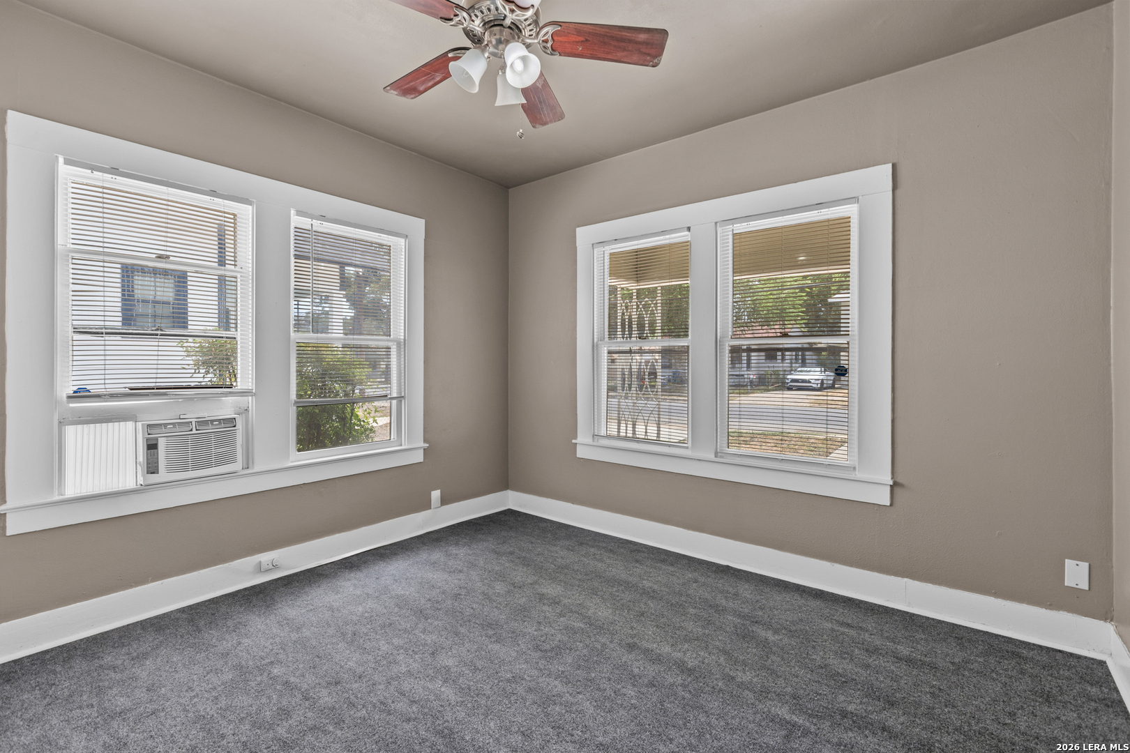 227 Linares Street San Antonio TX 78225
