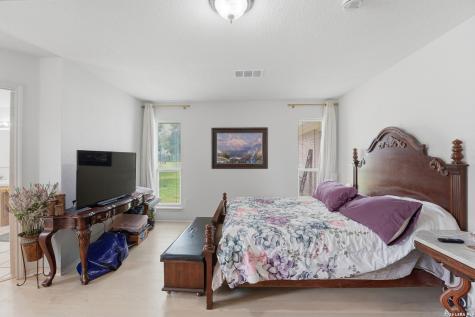 10210 S State Highway 123 Seguin TX 78155