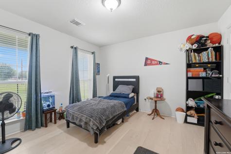 10210 S State Highway 123 Seguin TX 78155