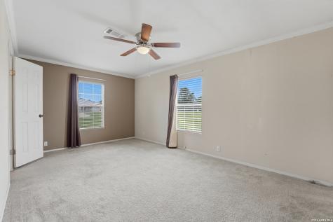 10210 S State Highway 123 Seguin TX 78155