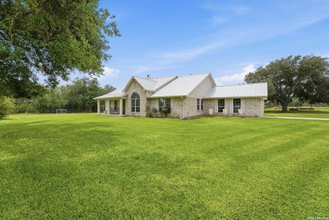 10210 S State Highway 123 Seguin TX 78155