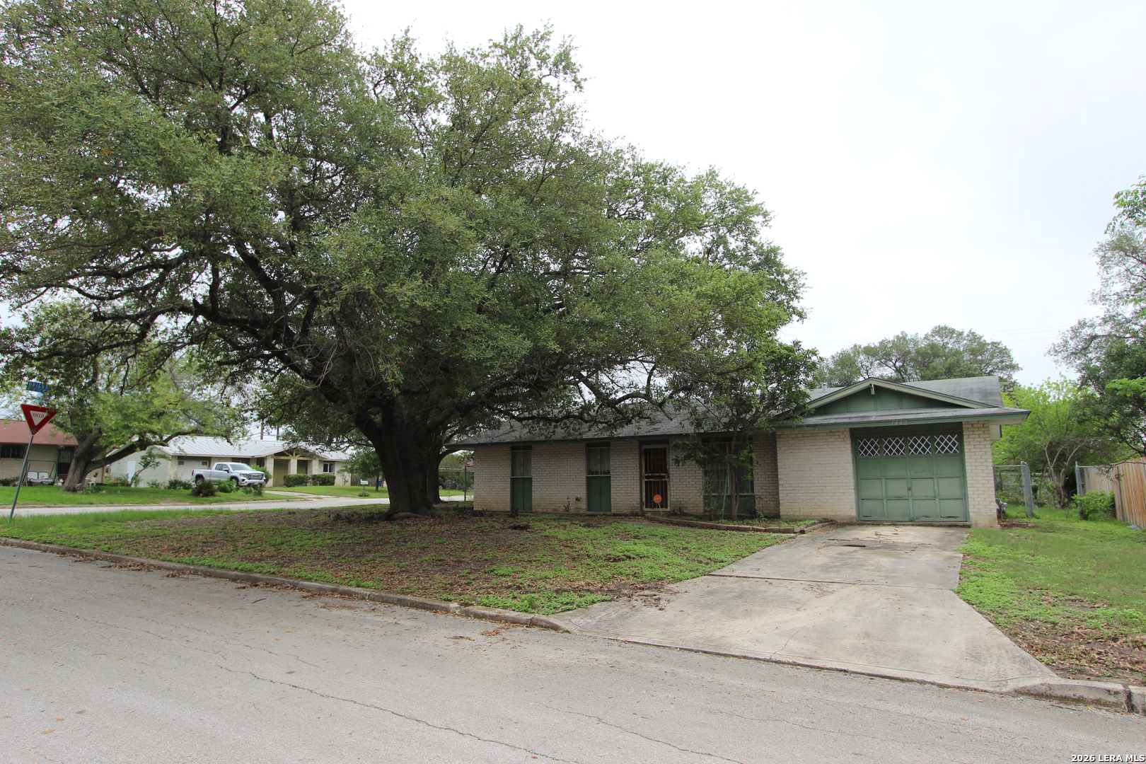 4442 Desert View San Antonio TX 78217
