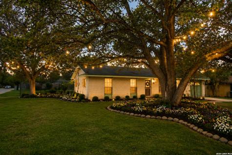 4442 Desert View San Antonio TX 78217