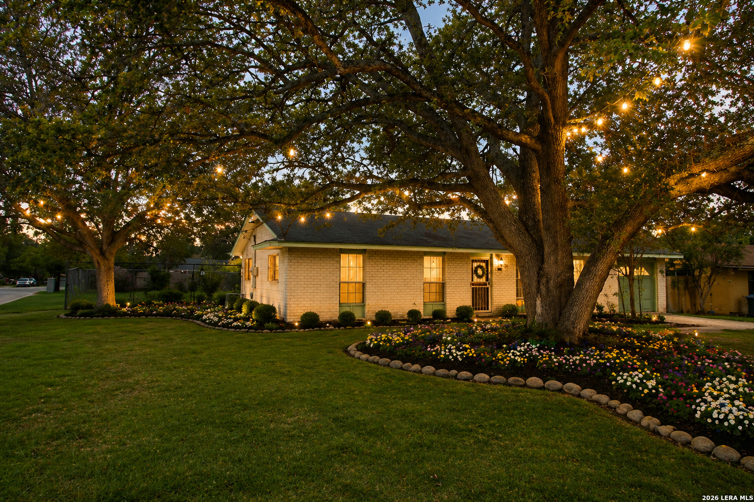 4442 Desert View San Antonio TX 78217