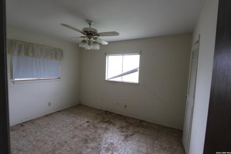 4442 Desert View San Antonio TX 78217
