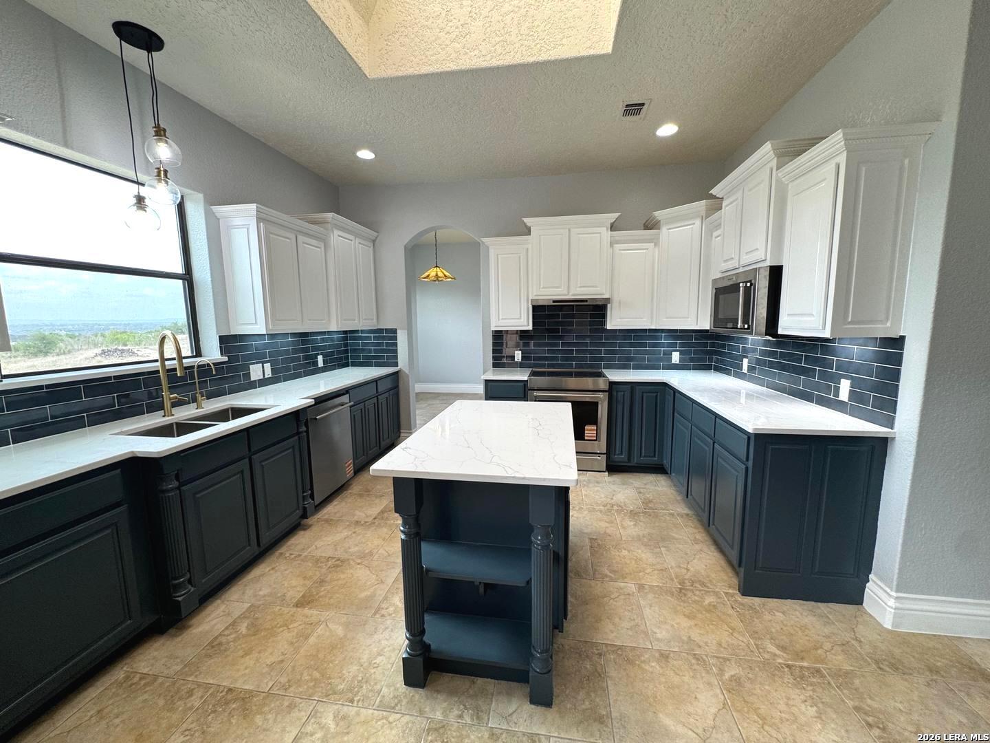 443 Bridlegate Boulevard Bandera TX 78003