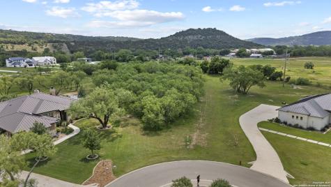 831 Wade New Braunfels TX 78132