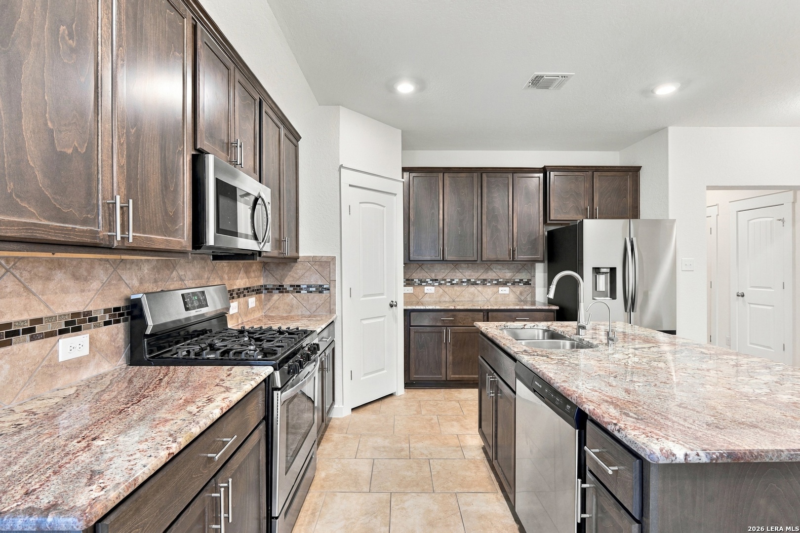 517 Candor Stone Cibolo TX 78108