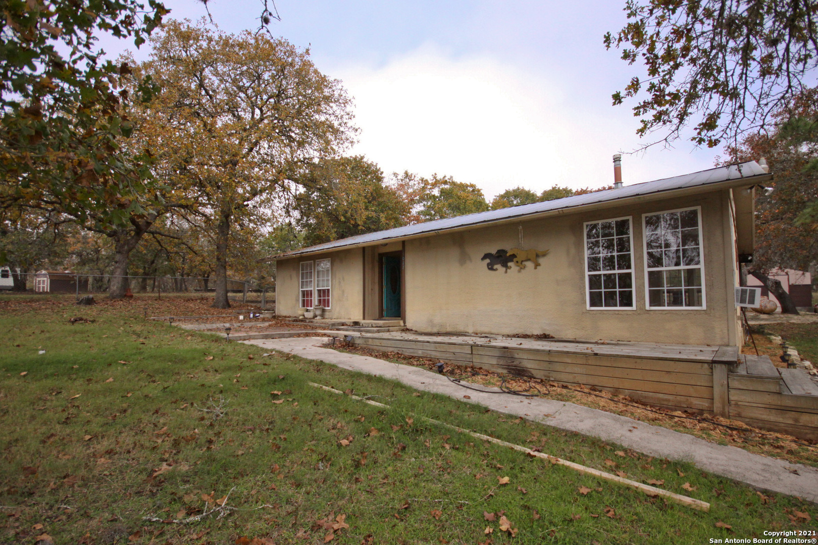 1027 Bluebonnet Lane Adkins TX 78101