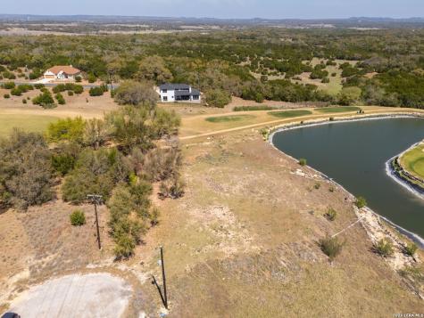 122 N Junius Peak Blanco TX 78606