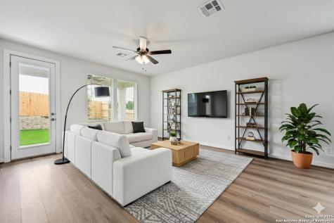 6014 Calgary Park San Antonio TX 78233