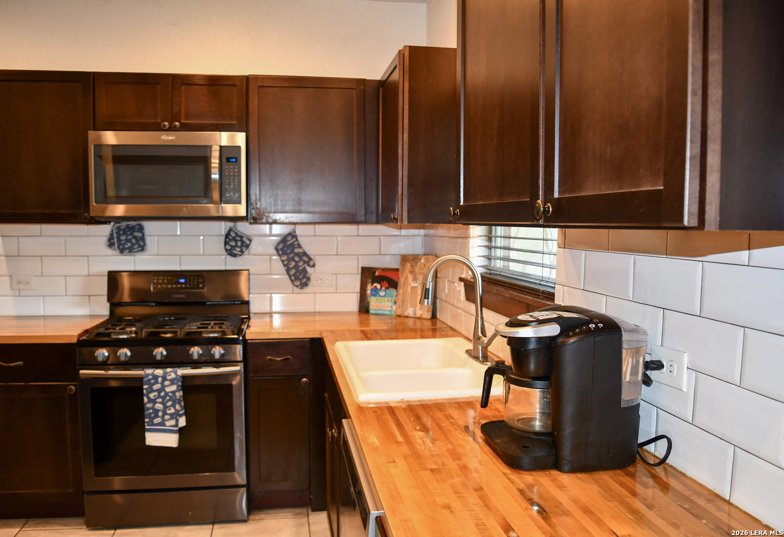 1406 Fulton Avenue San Antonio TX 78201