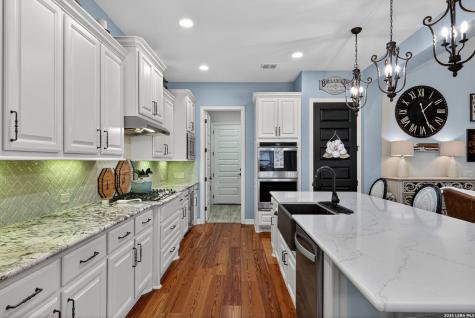 29118 Bambi Boerne TX 78006