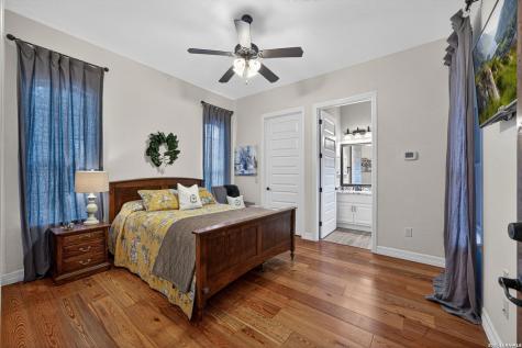 29118 Bambi Boerne TX 78006