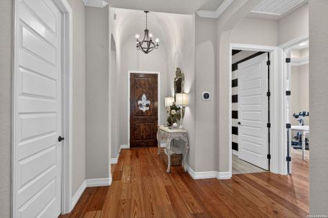 29118 Bambi Boerne TX 78006