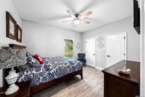 156 Crescent Ridge Adkins TX 78101