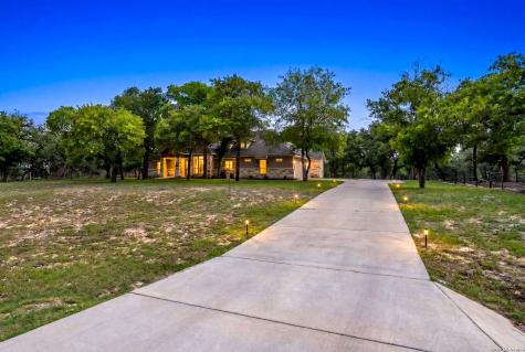 156 Crescent Ridge Adkins TX 78101