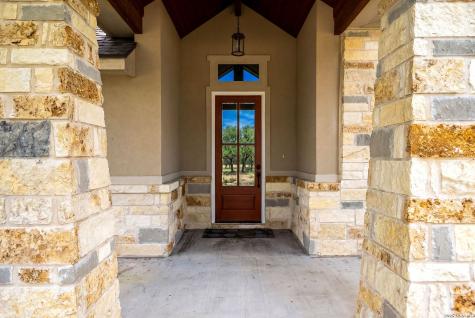 156 Crescent Ridge Adkins TX 78101