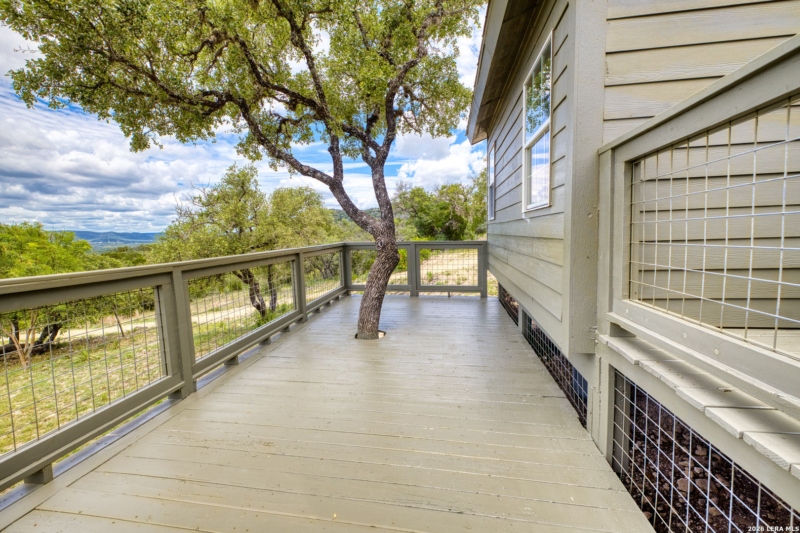 574 N Saddle Mountain Road Leakey TX 78873