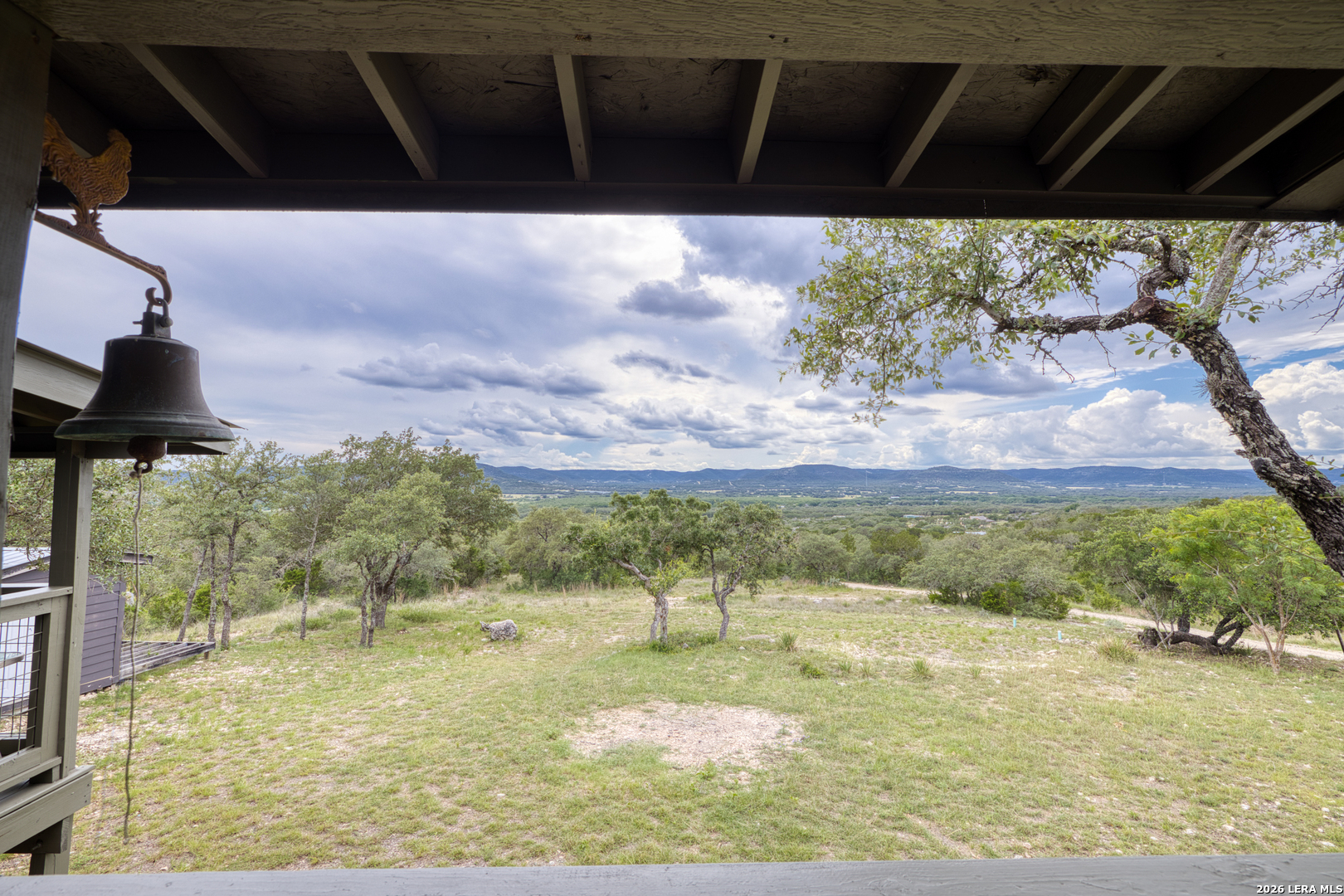 574 N Saddle Mountain Road Leakey TX 78873