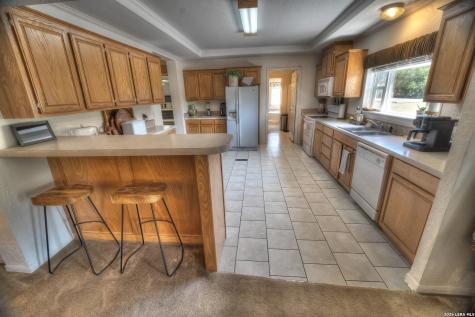 158 River Valley Road Rio Frio TX 78879