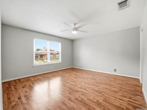 659 Meadow Arbor Lane Universal City TX 78148