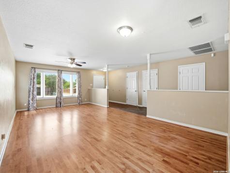 659 Meadow Arbor Lane Universal City TX 78148